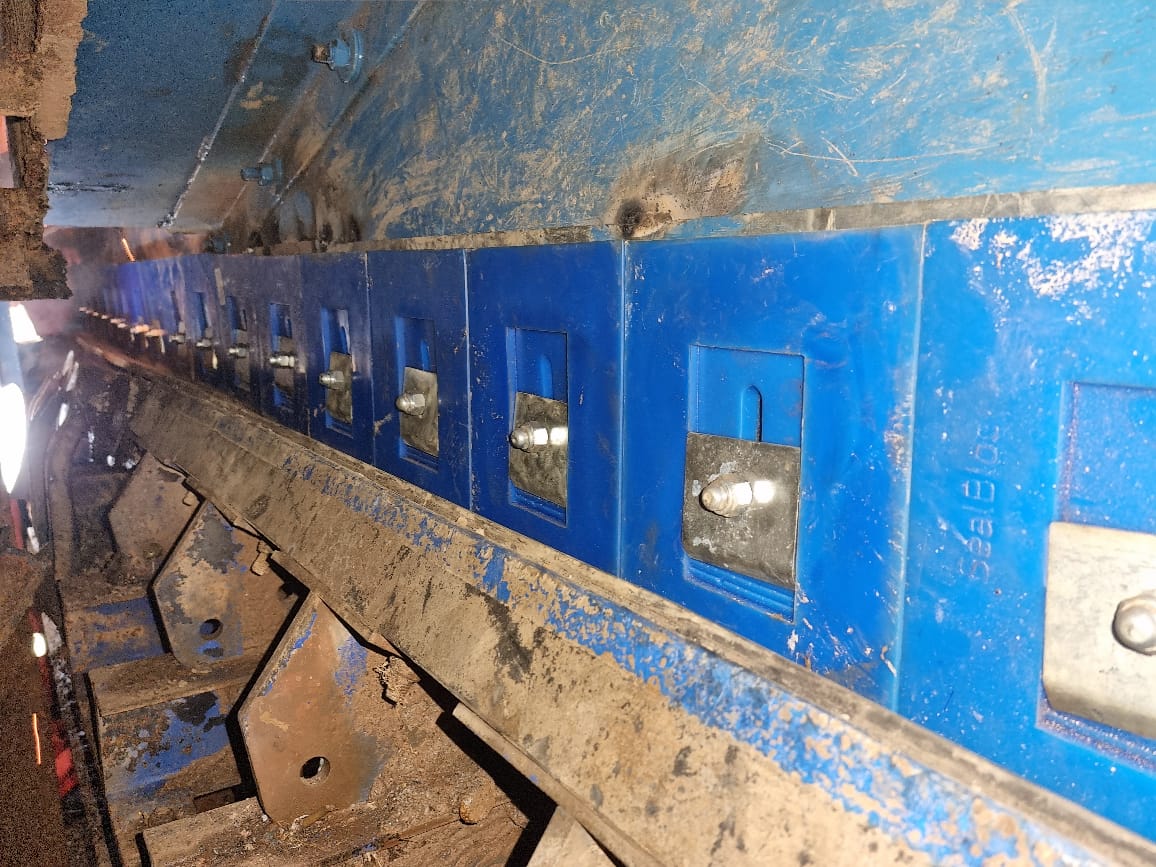 sealbloc banda belt feeder hemco